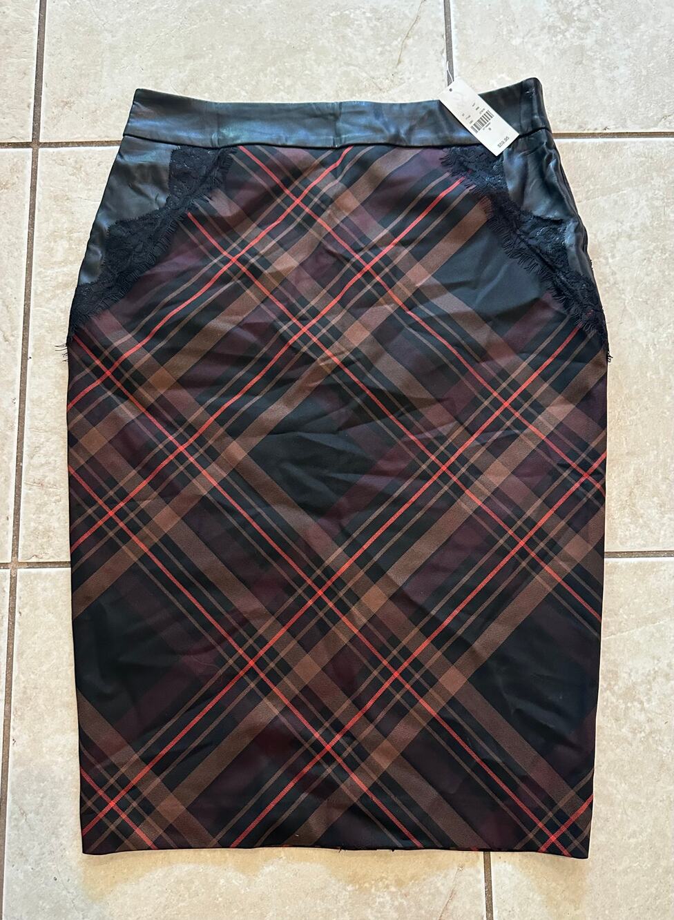 NWT NY&C 7th Avenue Plaid Pencil Skirt Size 8 Faux Leather Trim Lace Midi Office